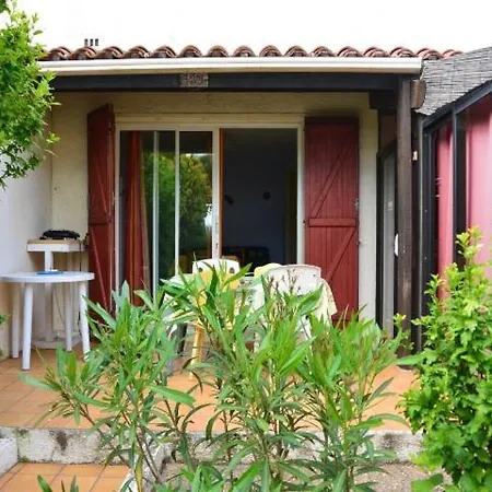 Vila Mitoyenne Au Calme De La Pinede Avec Piscine - Cap D'agde - Ref Berg159 Agde