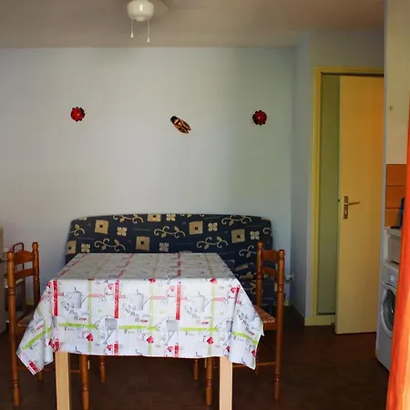 Mitoyenne Au Calme De La Pinede Avec Piscine - Cap D'agde - Ref Berg159 Vila Agde
