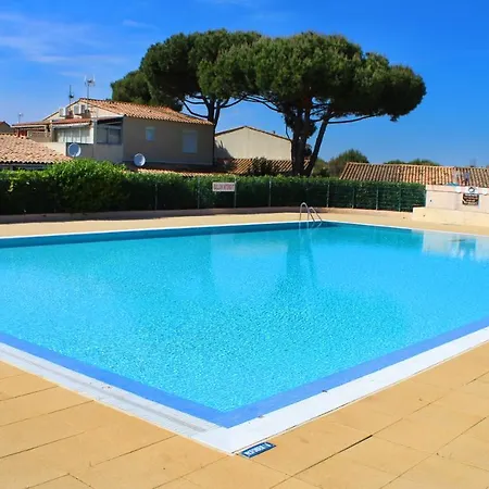 Vila Mitoyenne Au Calme De La Pinede Avec Piscine - Cap D'agde - Ref Berg159 *